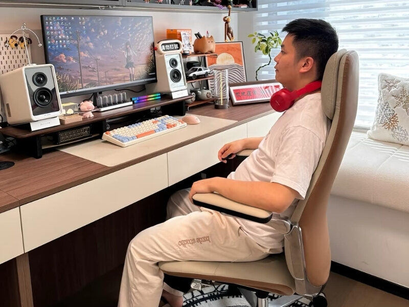 tư thế ngồi làm việc đúng 