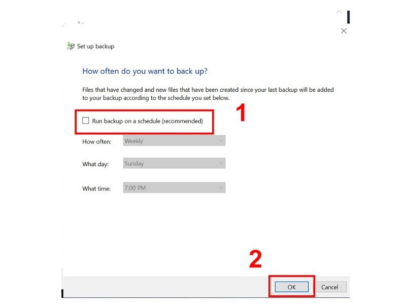 Nhấn Save settings and run backup để lưu cài đặt và chạy sao lưu