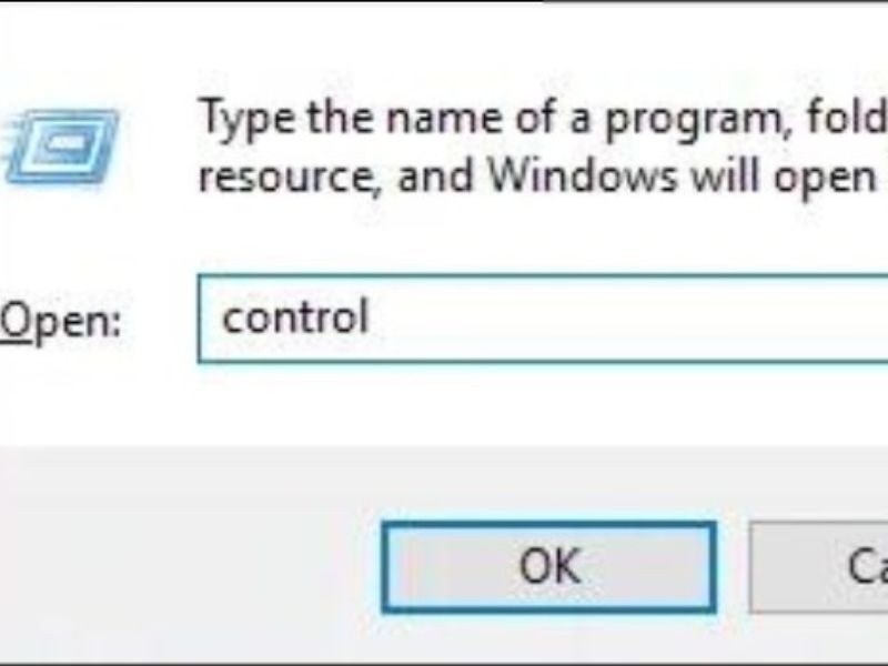 Nhấn Windows Key + R và gõ control