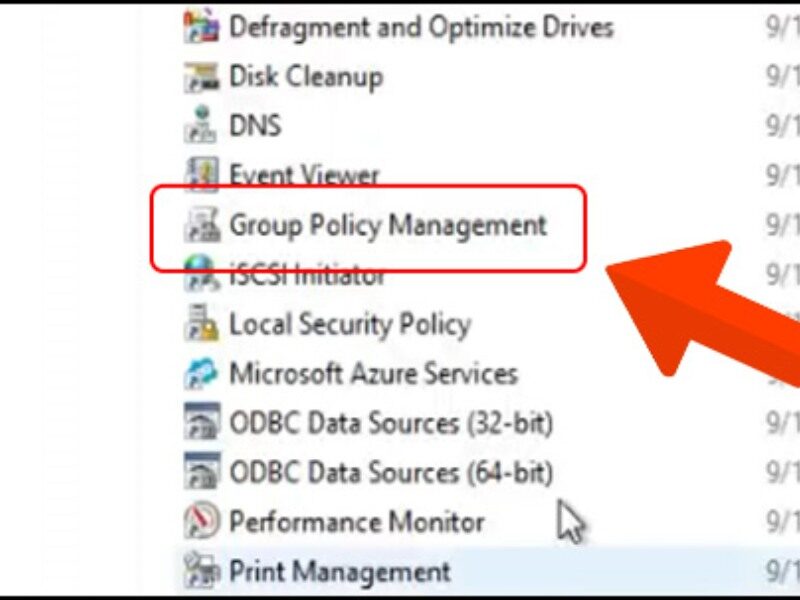 Chọn Group Policy Management.